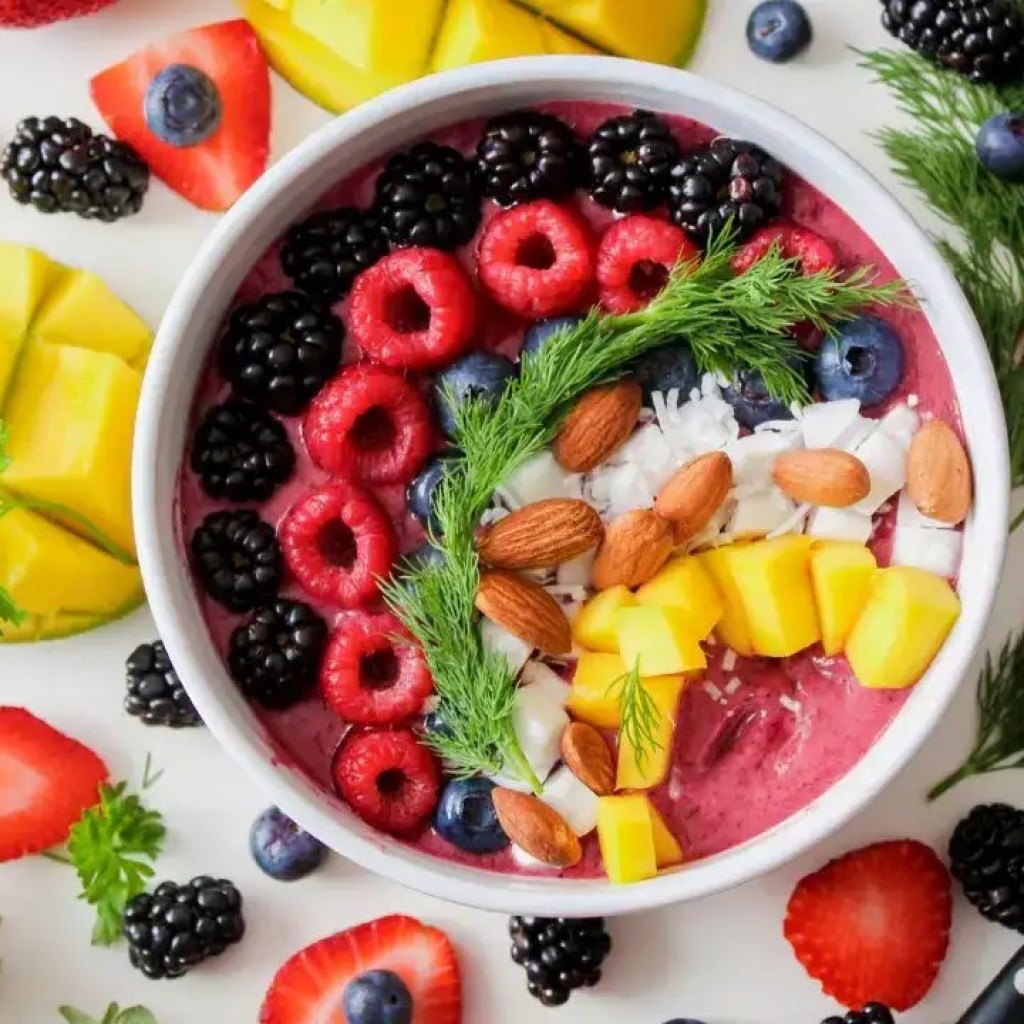 10 இதய ஆரோக்கியமான பழங்கள் உங்கள் உணவில் தவறாமல் சேர்க்க வேண்டும் 10 இதய ஆரோக்கியமான பழங்கள் உங்கள் உணவில் தவறாமல் சேர்க்க வேண்டும்