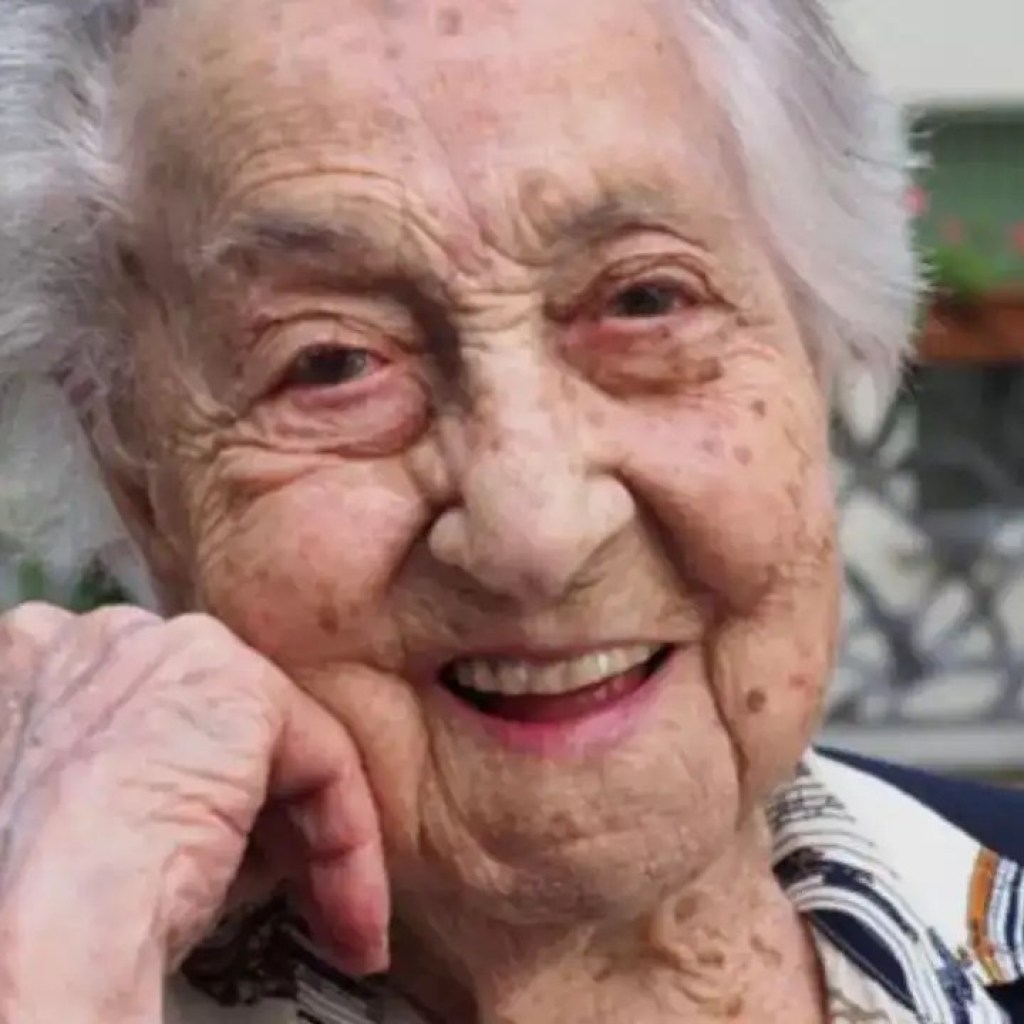 உலகின் மிகப் பழமையான நபரிடமிருந்து 5 நீண்ட ஆயுள் உதவிக்குறிப்புகள், மரியா பிரண்யாஸ், 117 உலகின் மிகப் பழமையான நபரிடமிருந்து 5 நீண்ட ஆயுள் உதவிக்குறிப்புகள், மரியா பிரண்யாஸ், 117