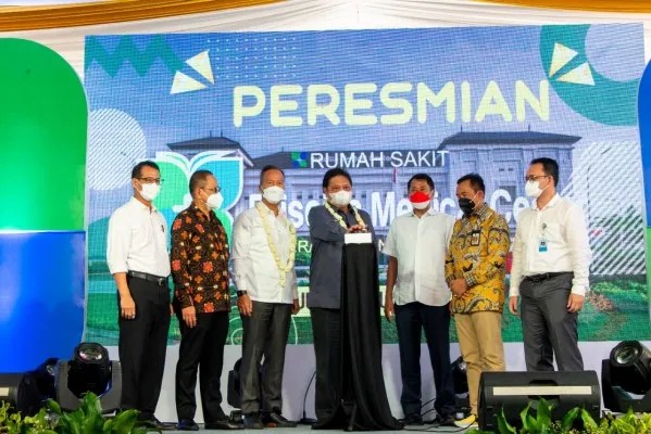 Dukung Kesehatan Masyarakat Hadapi Pandemi, Menko Airlangga Apresiasi Pembangunan Rumah Sakit di Cilacap Dukung Kesehatan Masyarakat Hadapi Pandemi, Menko Airlangga Apresiasi Pembangunan Rumah Sakit di Cilacap