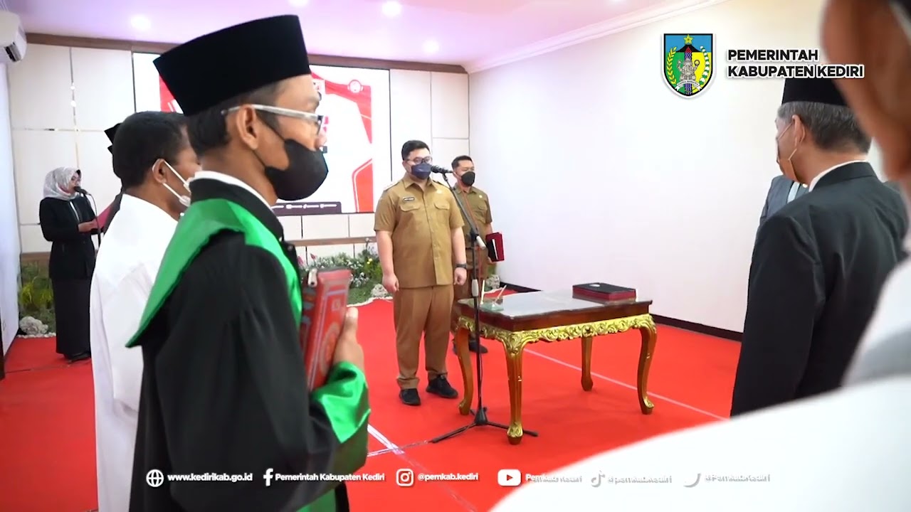 Lantik Dewas dan Direksi, Mas Dhito: Jangan ‘Ambil’ Uang BUMD Lantik Dewas dan Direksi, Mas Dhito: Jangan ‘Ambil’ Uang BUMD