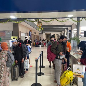 Kebijakan Baru Pelanggan KA Jarak Jauh yang belum Vaksin Booster, Wajib Tunjukkan Hasil Negatif Covid-19 Kebijakan Baru Pelanggan KA Jarak Jauh yang belum Vaksin Booster, Wajib Tunjukkan Hasil Negatif Covid-19