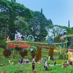 Pantai Tiga Warna Ditunjuk Jadi Pilot Project Ecotourism Non-Carbon, Begini Komentar Bupati Sanusi Pantai Tiga Warna Ditunjuk Jadi Pilot Project Ecotourism Non-Carbon, Begini Komentar Bupati Sanusi