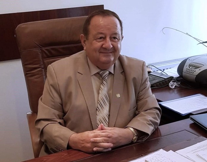 Dan Morega, fostul prefect de la Gorj, prins la volan de polițiști cu un permis retras Dan Morega, fostul prefect de la Gorj, prins la volan de polițiști cu un permis retras