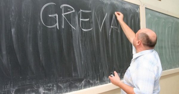 .Profesorii se pregătesc de grevă generală .Profesorii se pregătesc de grevă generală