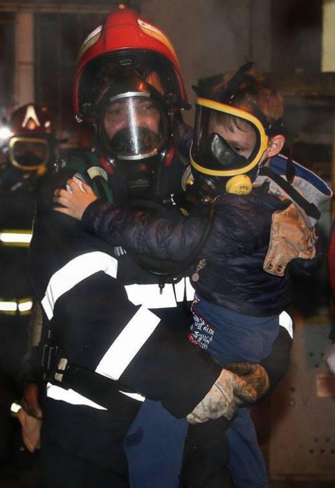 Trei fraţi au murit în urma unui incendiu Trei fraţi au murit în urma unui incendiu