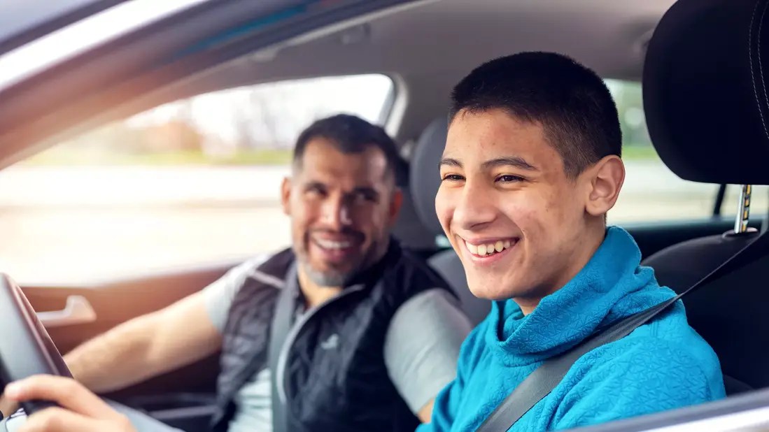Pointers Berbicara dengan Anak Remaja Anda Saat Mereka Sepertinya tidak Mau Bicara Pointers Berbicara dengan Anak Remaja Anda Saat Mereka Sepertinya tidak Mau Bicara