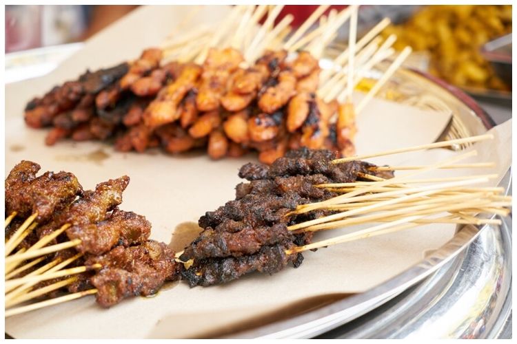 Tak perlu dirusak atau dikubur, berikut trik membuang sampah tusuk sate dengan aman agar sepertinya tidak menimbulkan bahaya Tak perlu dirusak atau dikubur, berikut trik membuang sampah tusuk sate dengan aman agar sepertinya tidak menimbulkan bahaya
