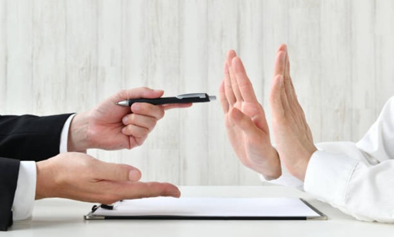 Arizona governor vetoes Bitcoin reserve bill Arizona governor vetoes Bitcoin reserve bill