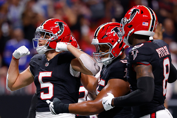 Atlanta Falcons vs. San Francisco 49ers Atlanta Falcons vs. San Francisco 49ers