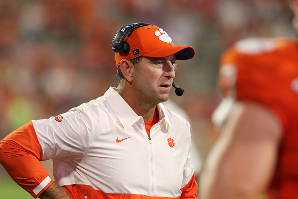 Week 10 College Football Predictions from the T Shoe Index Week 10 College Football Predictions from the T Shoe Index