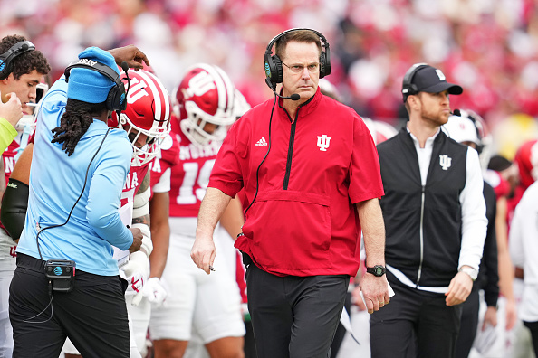 Peach Bowl Preview: Oregon vs. Indiana Peach Bowl Preview: Oregon vs. Indiana