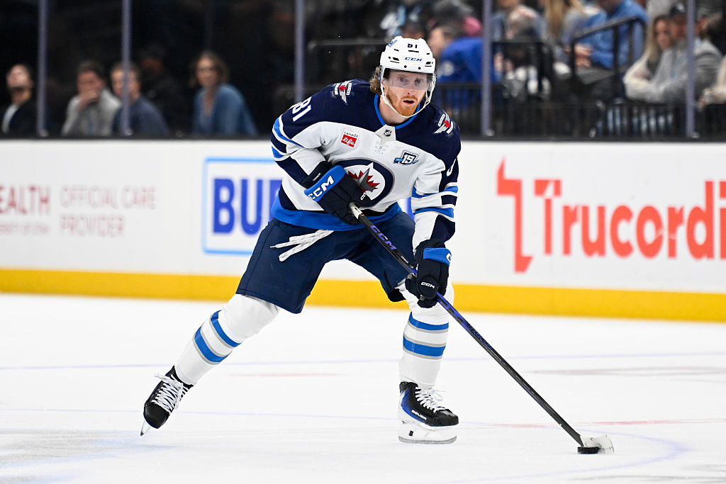 NHL Predictions: Expert Picks on Thursday, April 16 NHL Predictions: Expert Picks on Thursday, April 16