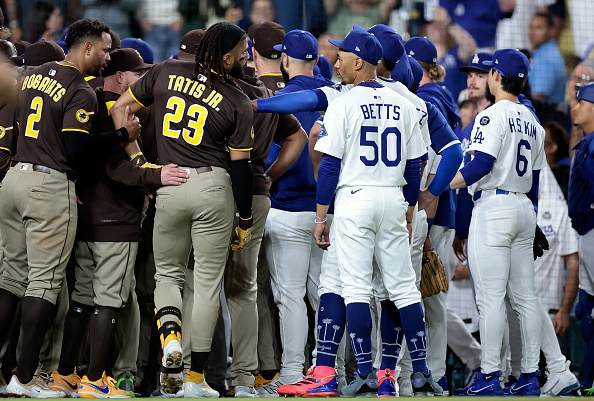 Steve Makinen’s MLB Picks from Betting Splits and Systems for Friday, August 15 Steve Makinen’s MLB Picks from Betting Splits and Systems for Friday, August 15