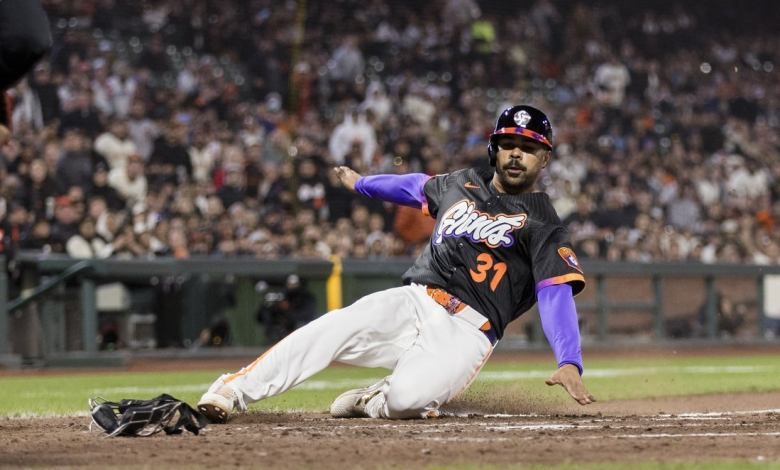Veteran DFA Lamonte Wade Junior, Sign Dominic Smith Veteran DFA Lamonte Wade Junior, Sign Dominic Smith