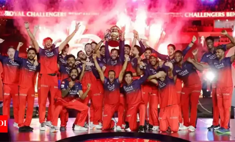 RCB Vijay Parade Bangalore Live Update: Bangalore Gear Up for historic RCB Vijay Parade after 18 years of waiting RCB Vijay Parade Bangalore Live Update: Bangalore Gear Up for historic RCB Vijay Parade after 18 years of waiting