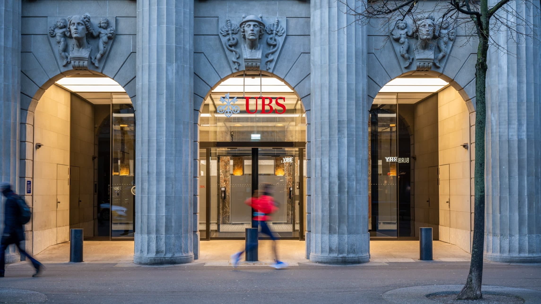 UBS deploys AI analyst clones as clients opt for research in video form UBS deploys AI analyst clones as clients opt for research in video form