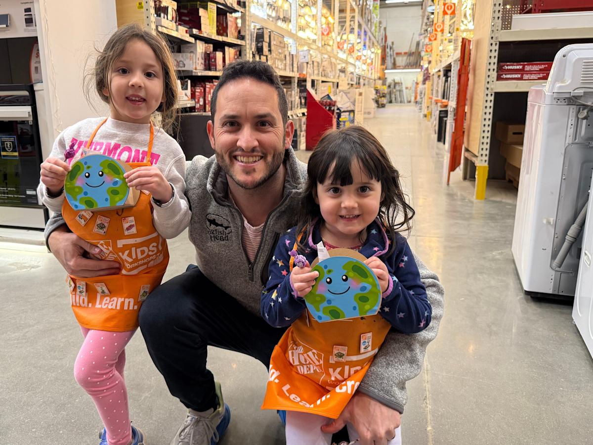 A seven-figure Amazon seller shares 3 keys to making money online in 2025 A seven-figure Amazon seller shares 3 keys to making money online in 2025