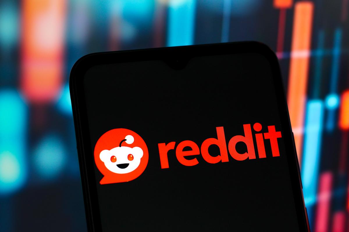 Reddit stock jumps after launching new AI ad tools Reddit stock jumps after launching new AI ad tools