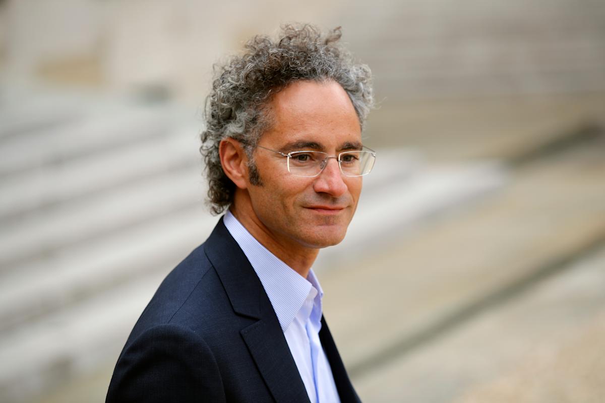 Palantir stock pops, Pfizer beats, Caterpillar warns of tariff impact Palantir stock pops, Pfizer beats, Caterpillar warns of tariff impact