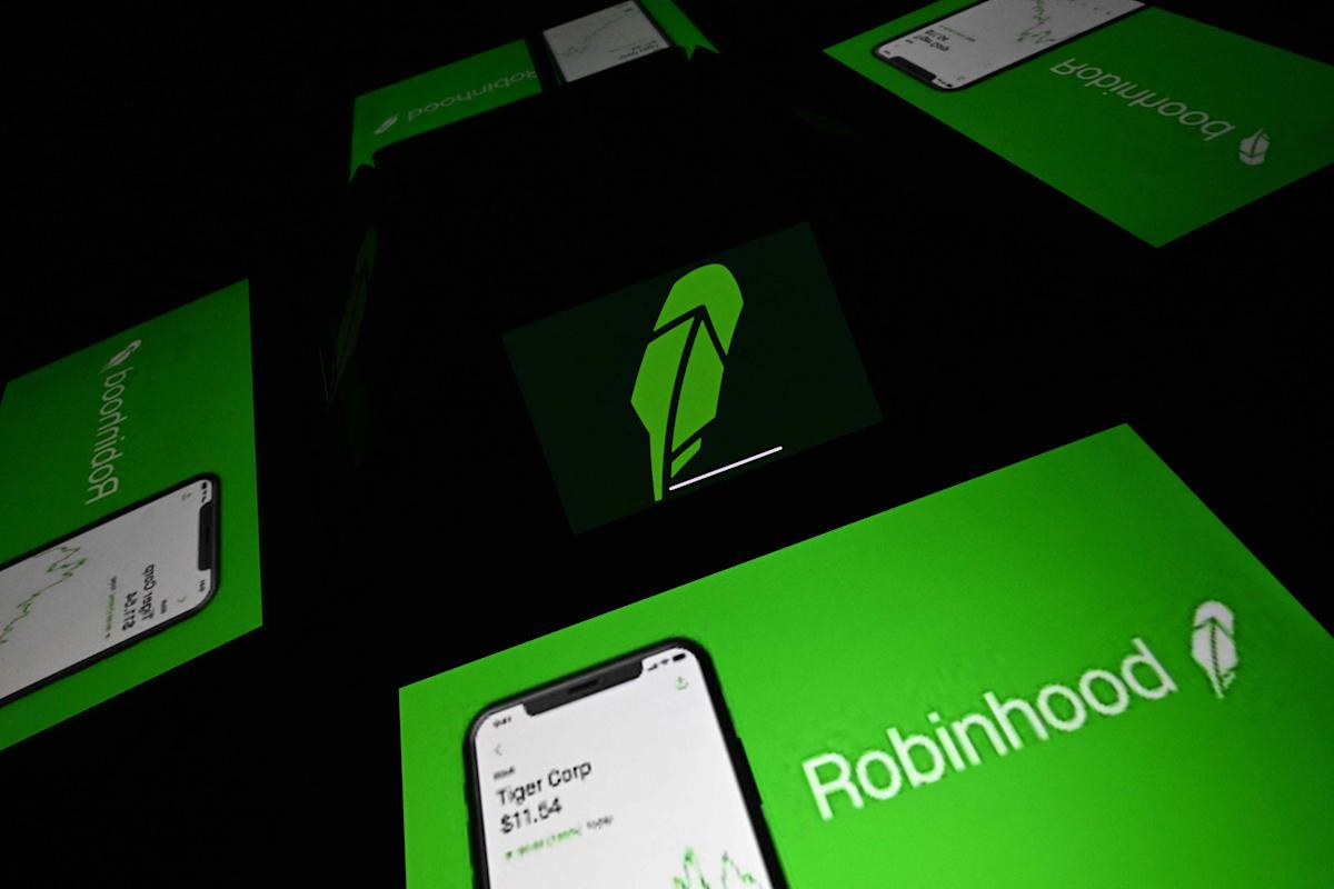 Robinhood, AppLovin Additions Lead S&P 500 Index Changes Robinhood, AppLovin Additions Lead S&P 500 Index Changes
