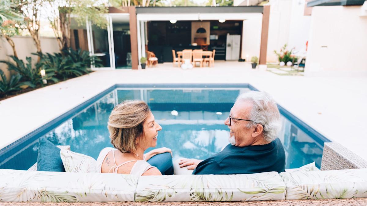 Here’s the Minimum Net Worth To Be Considered the Top 1% in Your 60s Here’s the Minimum Net Worth To Be Considered the Top 1% in Your 60s