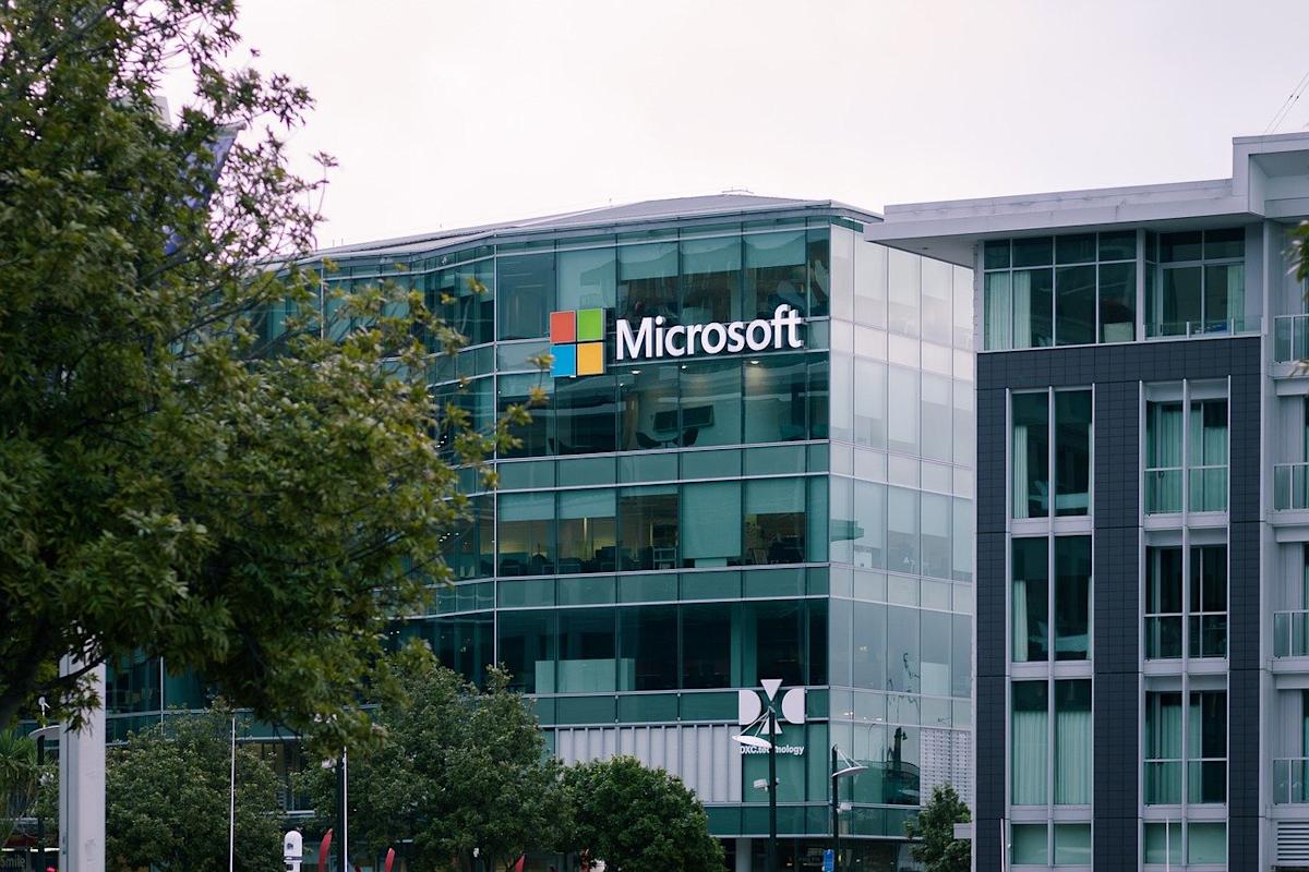 Jim Cramer Highlights Microsoft as Data Center Beneficiary Jim Cramer Highlights Microsoft as Data Center Beneficiary