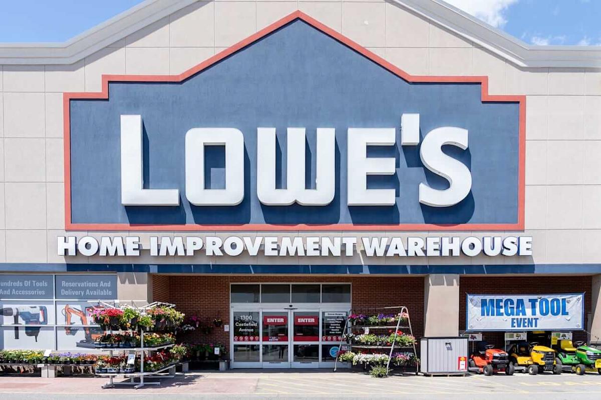 Here’s What to Expect From Lowe’s Next Earnings Report Here’s What to Expect From Lowe’s Next Earnings Report