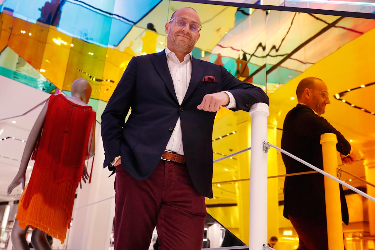 Saks CEO steps down as luxury retailer struggles under heavy debt load Saks CEO steps down as luxury retailer struggles under heavy debt load