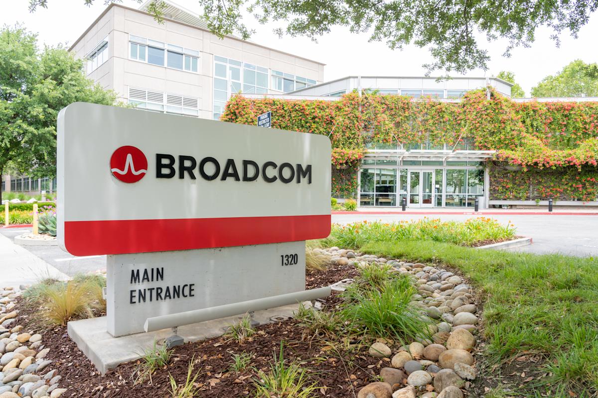 Broadcom Slips After Earnings Beat, Drags Down Tech ETFs Broadcom Slips After Earnings Beat, Drags Down Tech ETFs