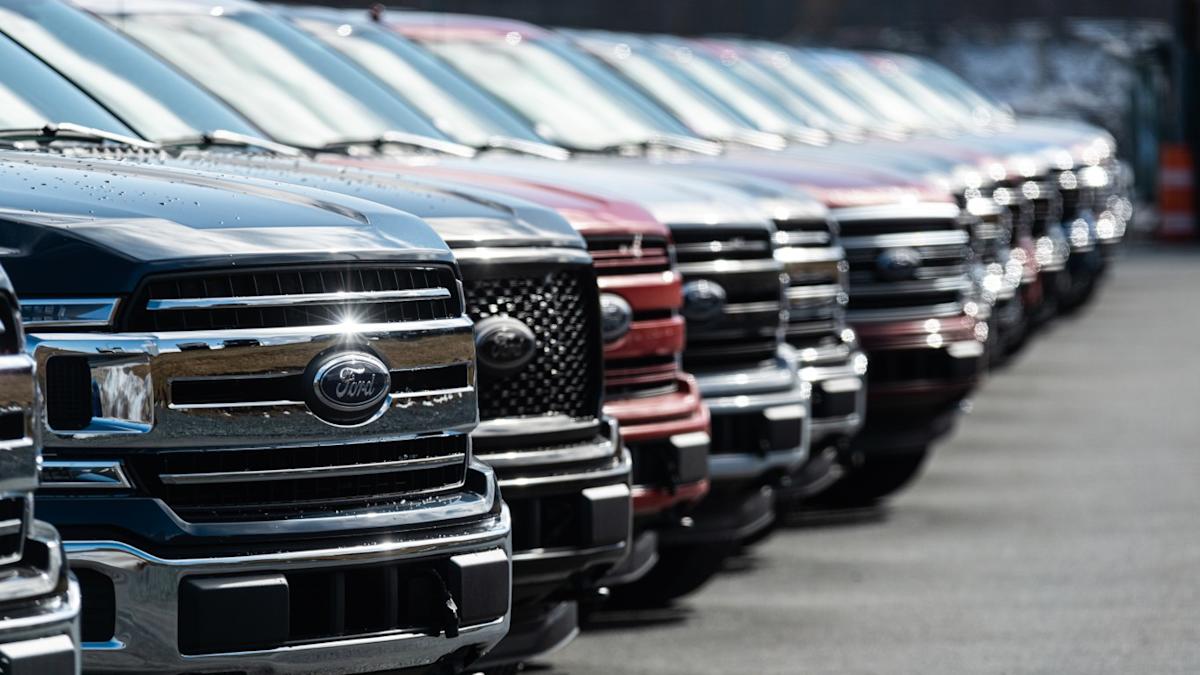 The Shocking High-Yield S&P 500 Stock That Is Beating the Index 2-to-1 The Shocking High-Yield S&P 500 Stock That Is Beating the Index 2-to-1