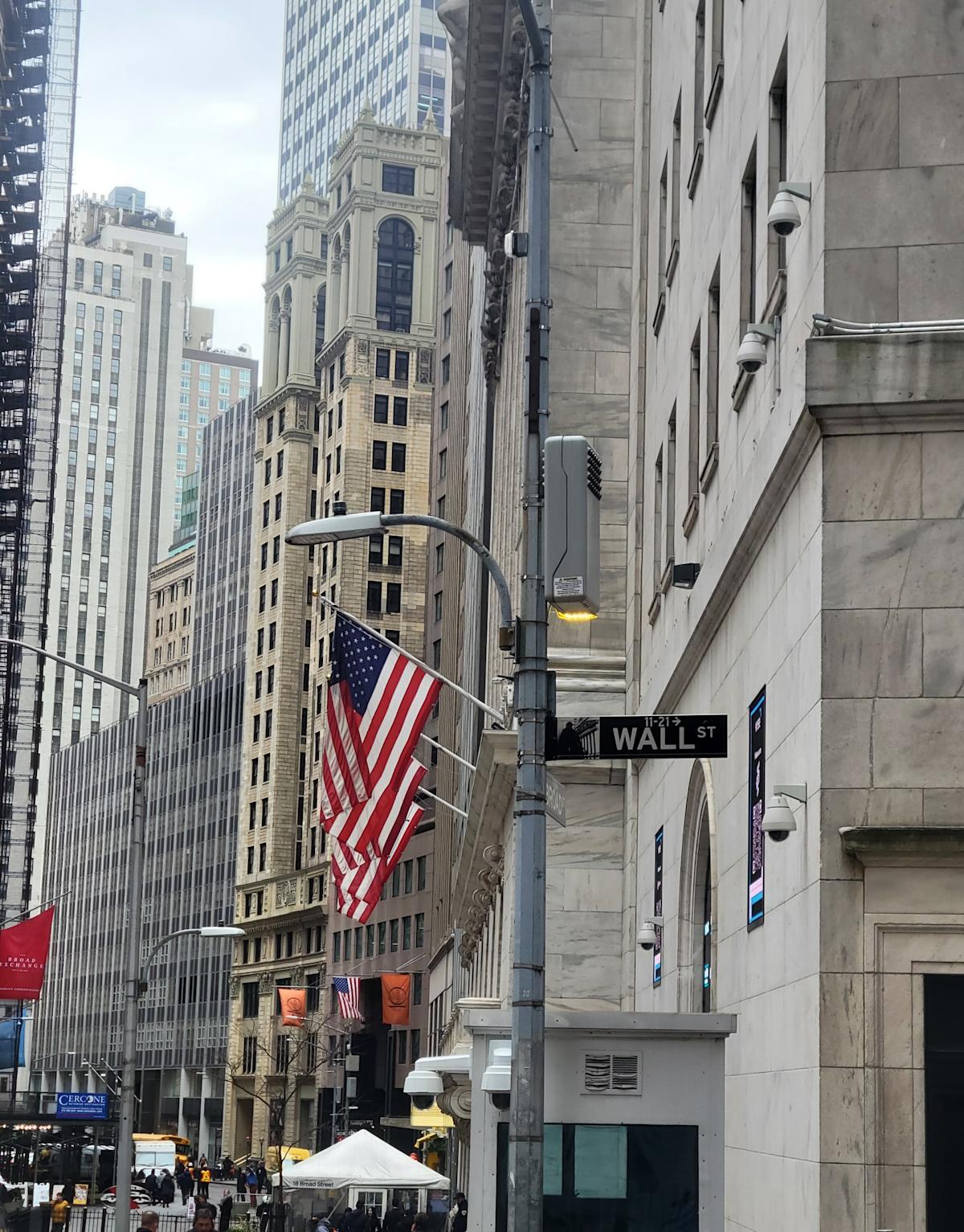 Needham Maintains Buy on TSMC (TSM), Citing Strong Margins and Upgraded AI Outlook Needham Maintains Buy on TSMC (TSM), Citing Strong Margins and Upgraded AI Outlook