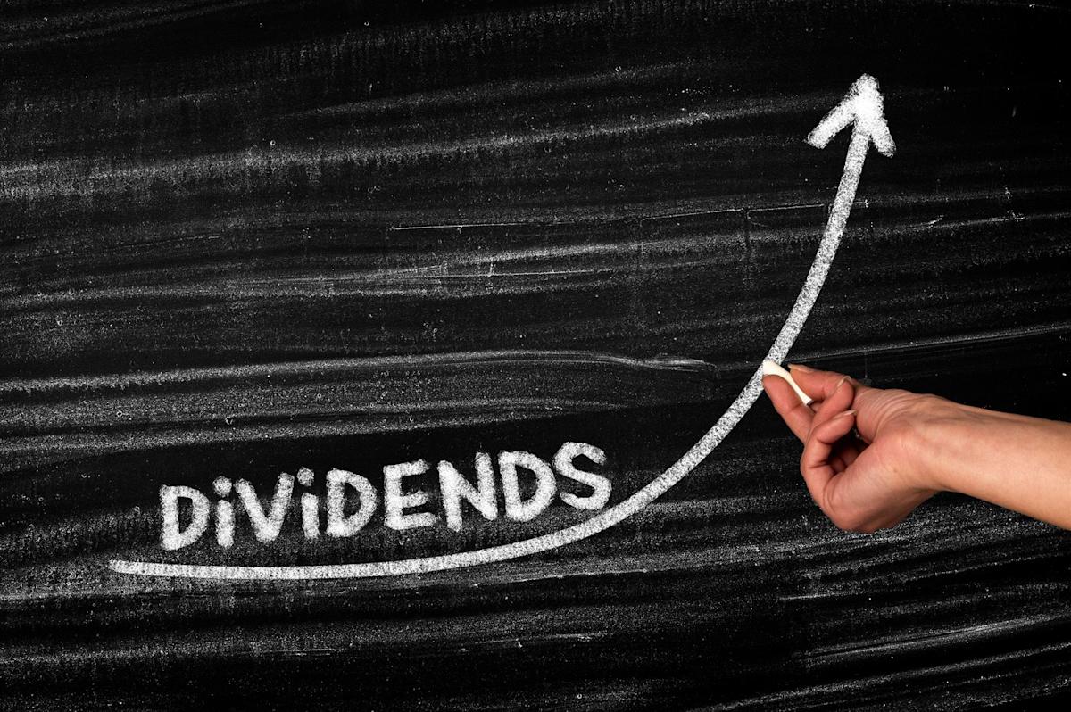 The Smartest Dividend Stocks to Buy With 0 Right Now The Smartest Dividend Stocks to Buy With 0 Right Now