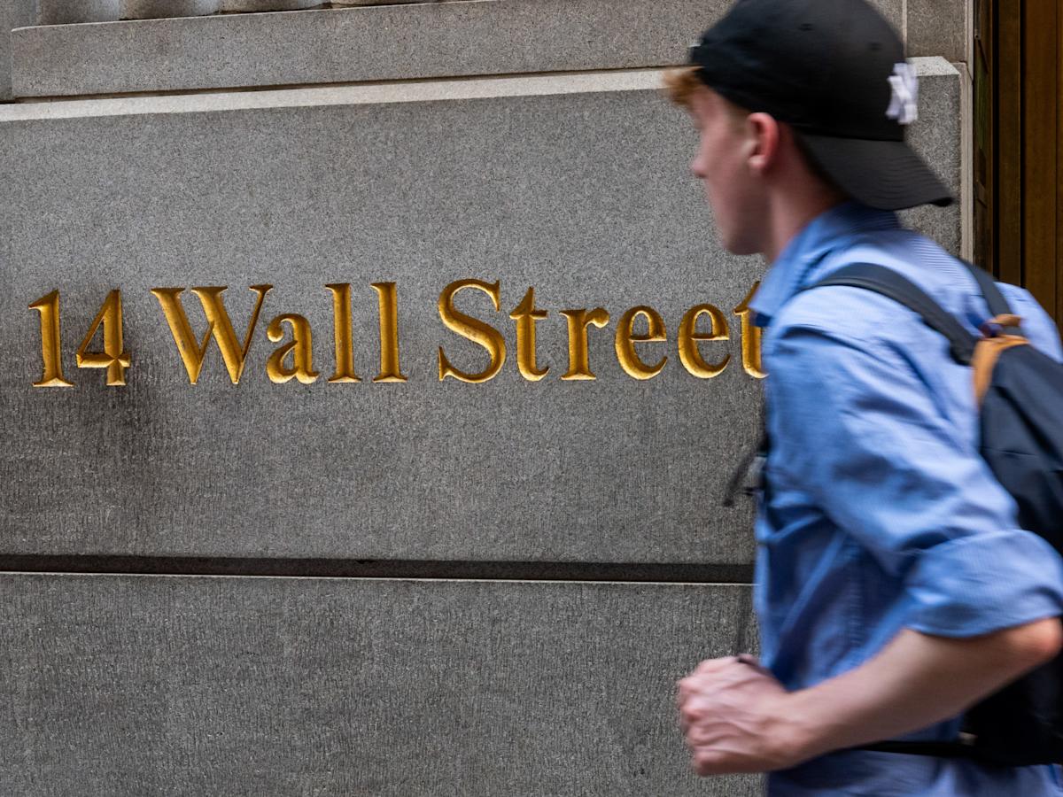 Wall Street internship season is ending. What to do if you don’t get a return offer. Wall Street internship season is ending. What to do if you don’t get a return offer.