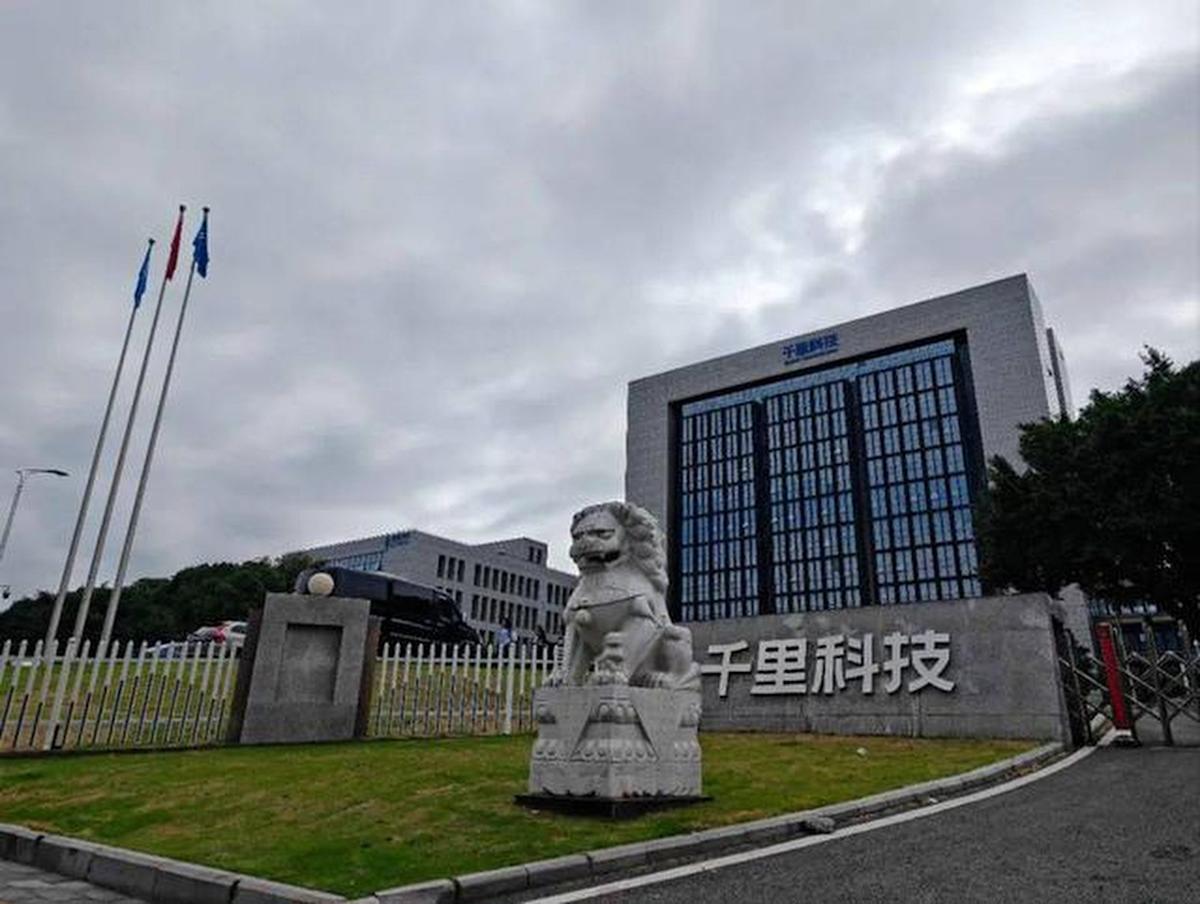 Mercedes-Benz acquires stake in Chinese autonomous driving developer for US1 million Mercedes-Benz acquires stake in Chinese autonomous driving developer for US1 million