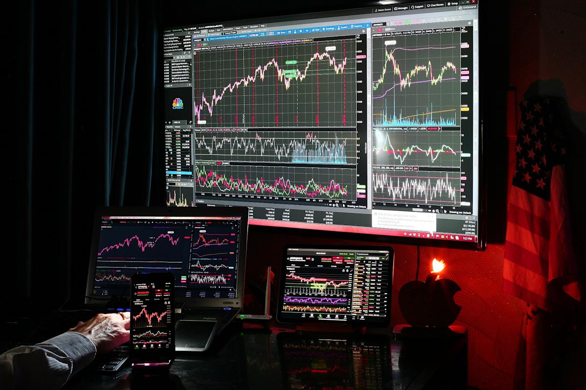 Jim Cramer Highlights Invesco’s Gains in Q3 Jim Cramer Highlights Invesco’s Gains in Q3