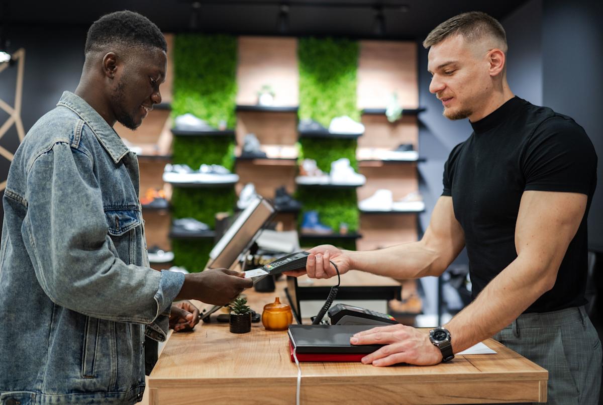 Earn top cash back, points, and miles Earn top cash back, points, and miles