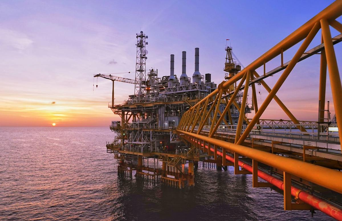 Crude Oil Sees Support from Preliminary US-China Trade Deal Crude Oil Sees Support from Preliminary US-China Trade Deal