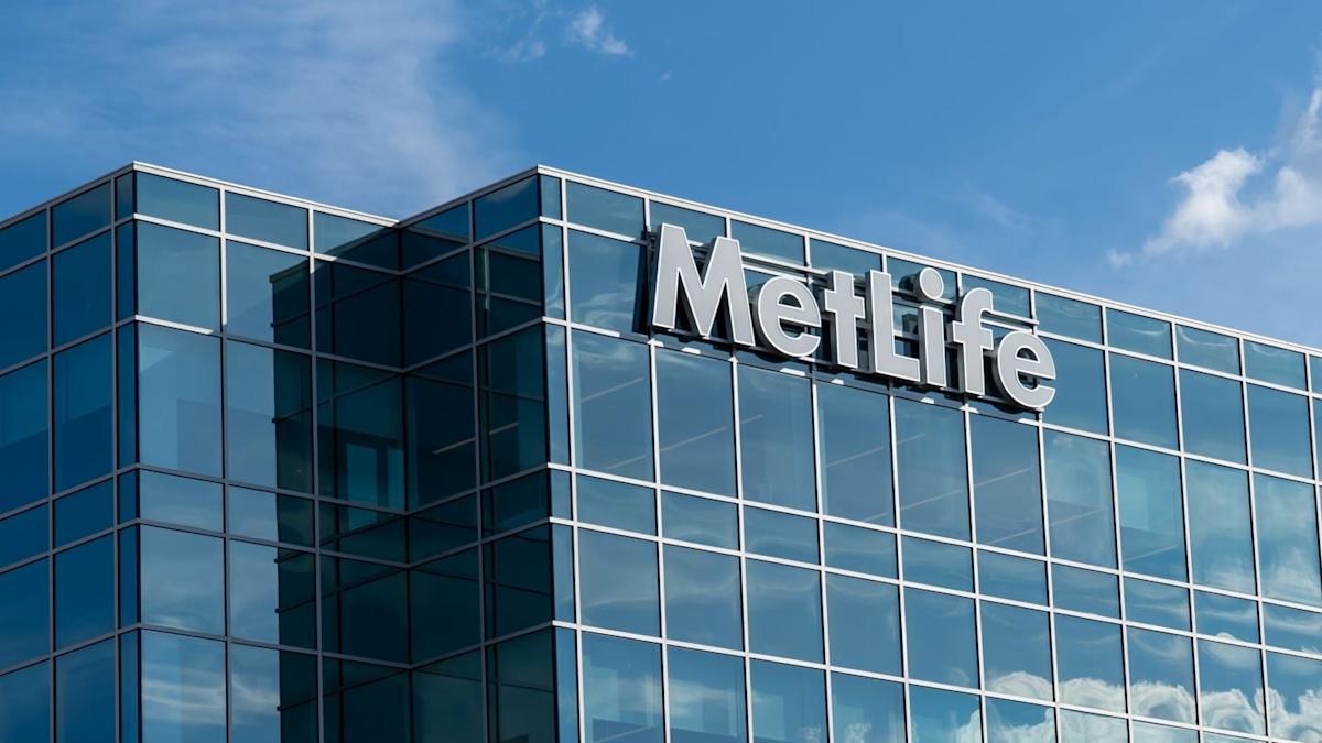 MetLife completes bn variable annuity risk transfer deal with Talcott MetLife completes bn variable annuity risk transfer deal with Talcott