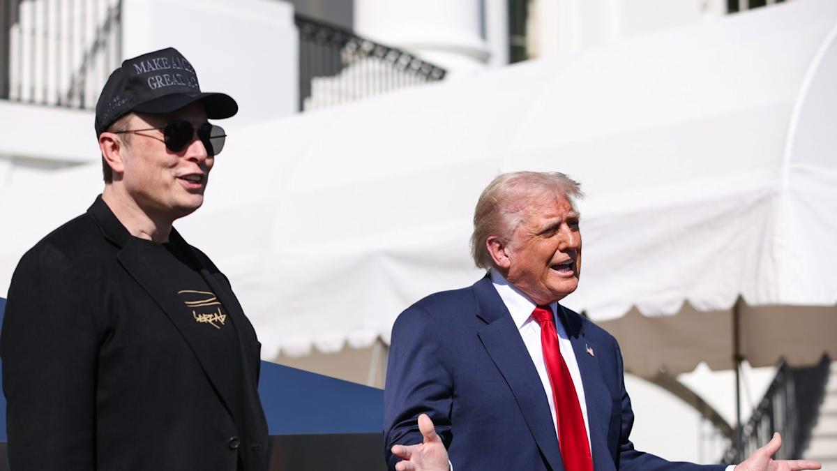 5 Money Moves the Middle Class Should Make as Elon Musk Steps Down From DOGE 5 Money Moves the Middle Class Should Make as Elon Musk Steps Down From DOGE