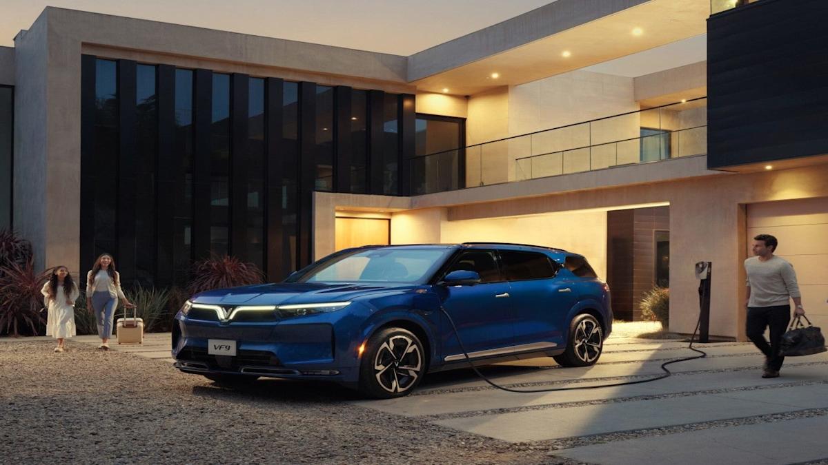 VinFast’s first dealership in California set to start operations this month VinFast’s first dealership in California set to start operations this month