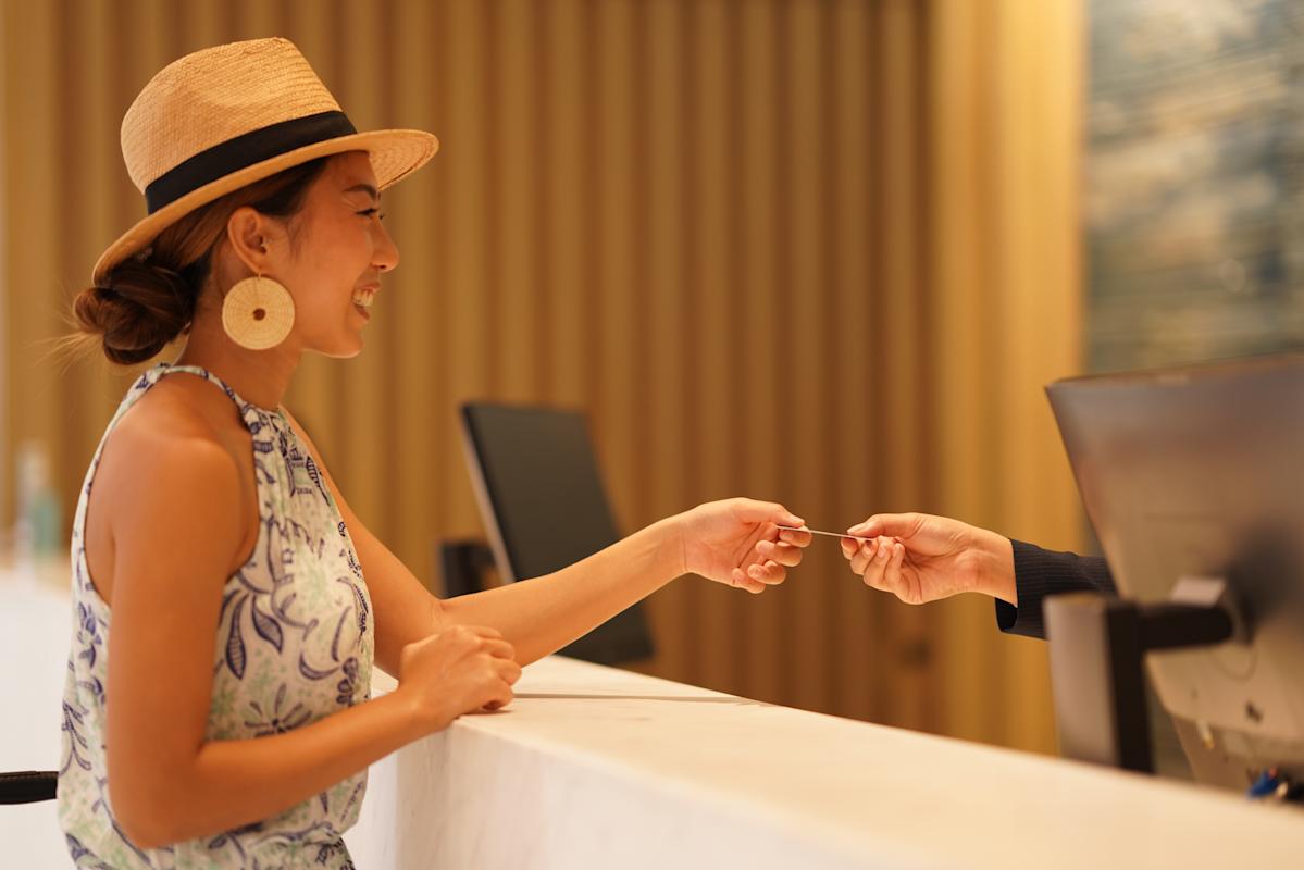 Earn up to 175,000 bonus points Earn up to 175,000 bonus points