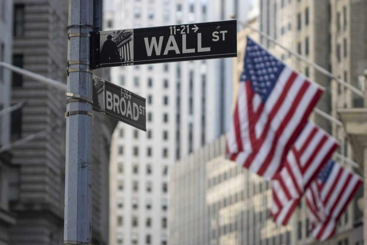 Stocks Settle Higher as AI Disruption Fears Ease Stocks Settle Higher as AI Disruption Fears Ease