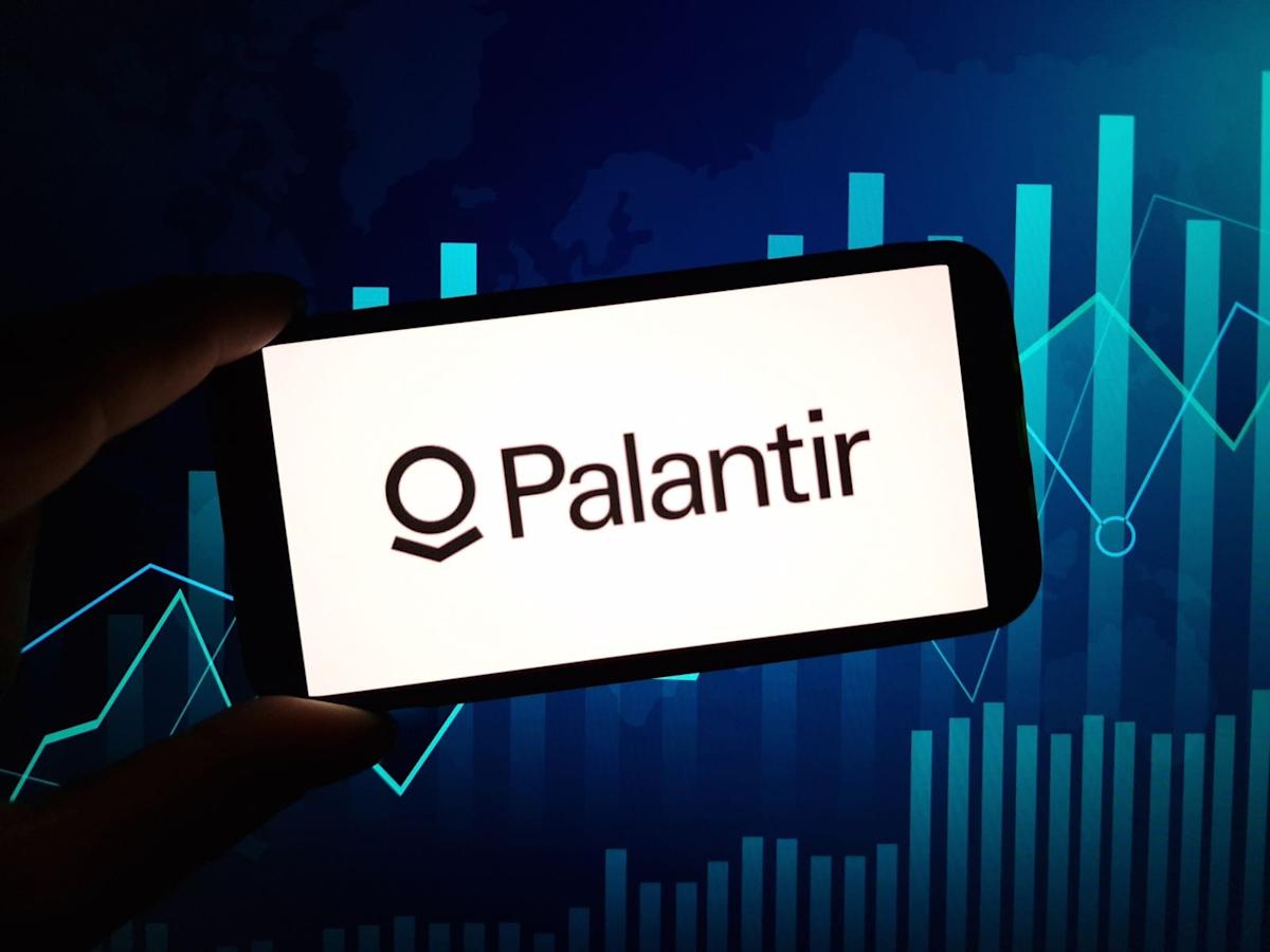 Palantir’s Rally Cools a Bit, But Is This Dip a Buying Opportunity? Palantir’s Rally Cools a Bit, But Is This Dip a Buying Opportunity?