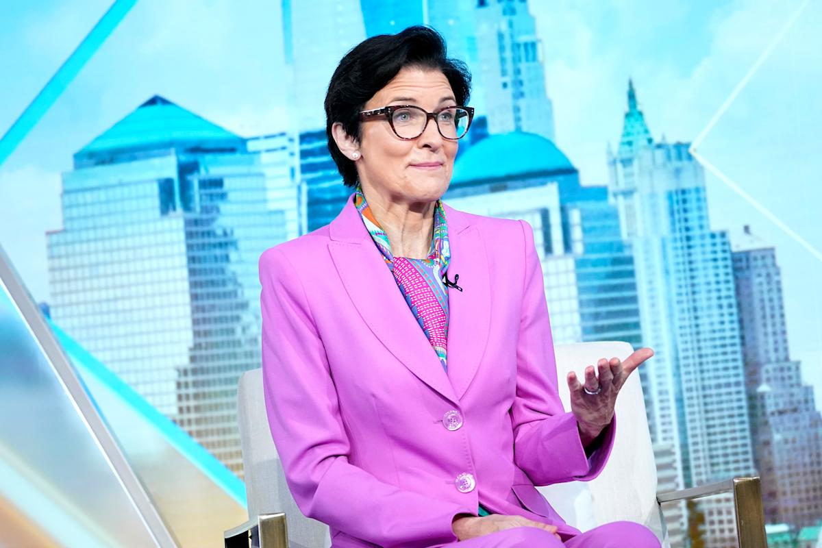 Citi, Bank of America CEOs join the parade to pitch Trump on taking Fannie, Freddie public Citi, Bank of America CEOs join the parade to pitch Trump on taking Fannie, Freddie public