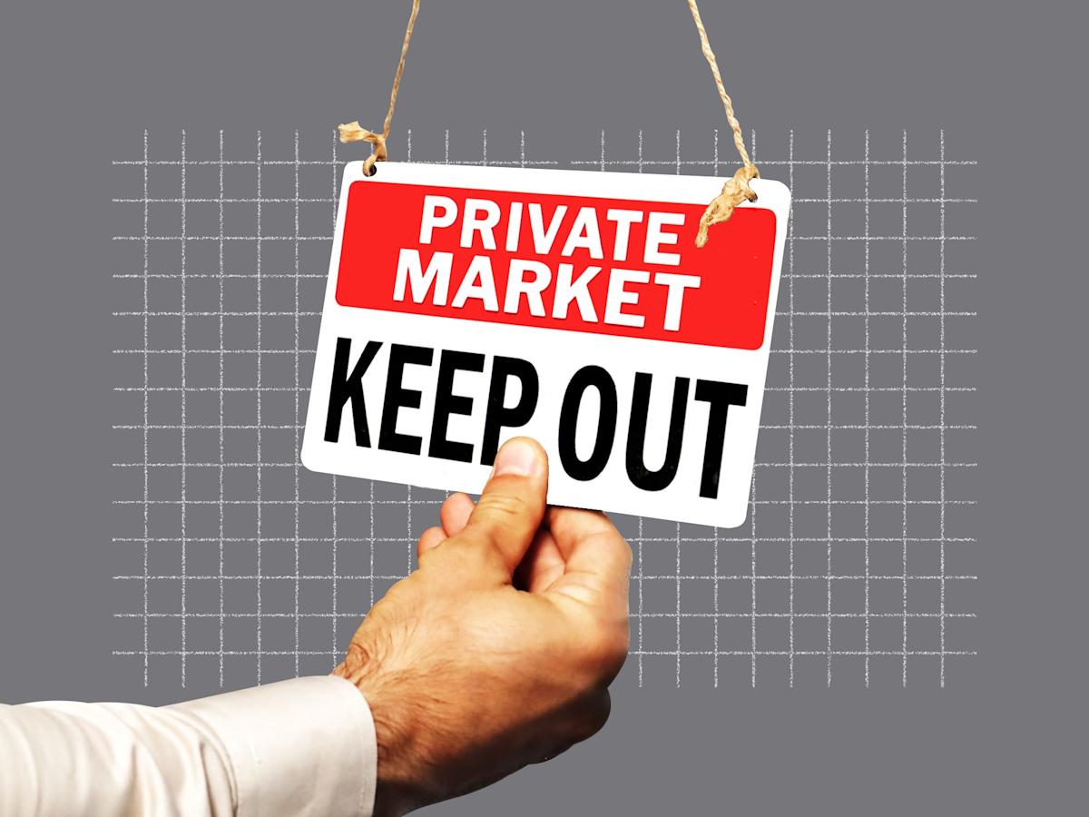 Gen Zers are getting the worst kind of investing FOMO Gen Zers are getting the worst kind of investing FOMO