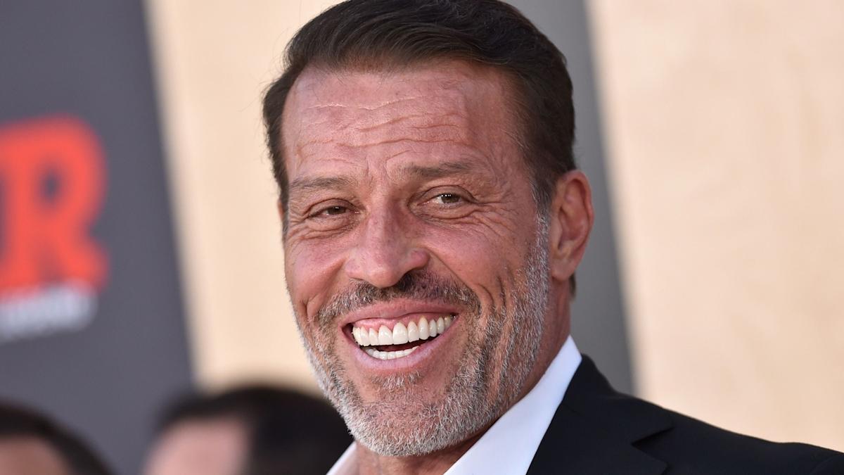 3 Lessons To Learn From Tony Robbins’ Seminars That You Can Apply To Your Finances 3 Lessons To Learn From Tony Robbins’ Seminars That You Can Apply To Your Finances