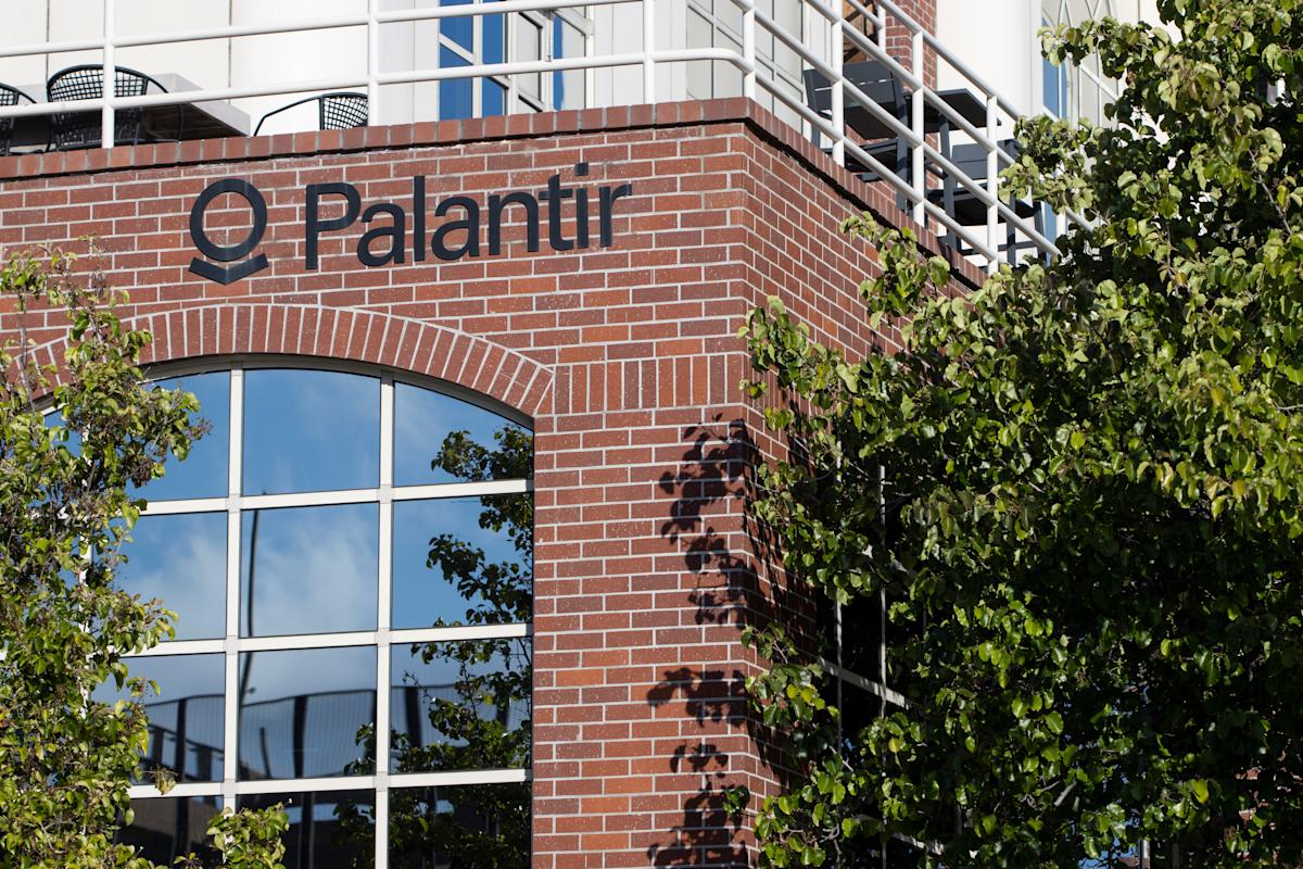 Palantir expected to report Q1 revenue jump as software stocks rebound Palantir expected to report Q1 revenue jump as software stocks rebound