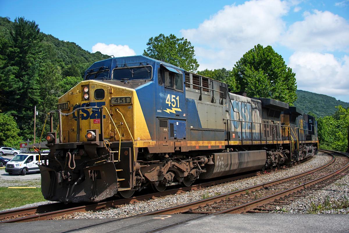CSX railroad replaces CEO after investor pressure and poor performance as Union Pacific merger looms CSX railroad replaces CEO after investor pressure and poor performance as Union Pacific merger looms