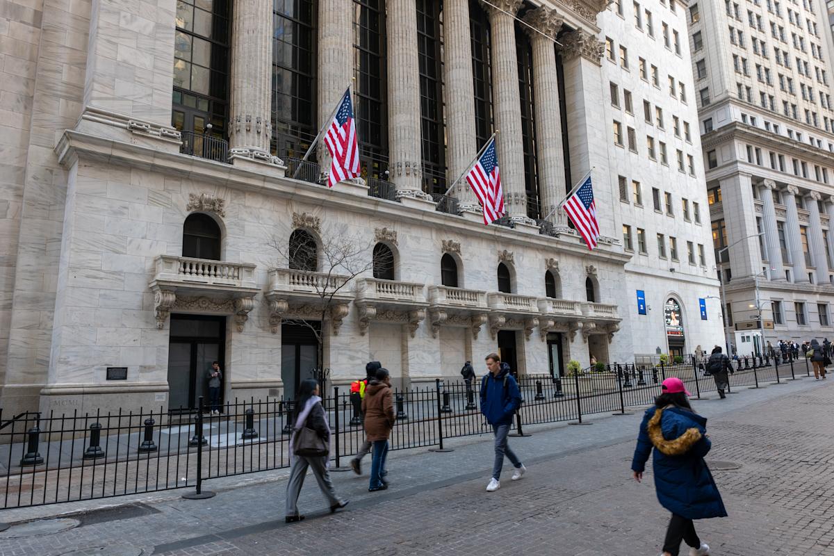 Dow, S&P 500, Nasdaq slip after record-setting surge as Nvidia earnings loom Dow, S&P 500, Nasdaq slip after record-setting surge as Nvidia earnings loom