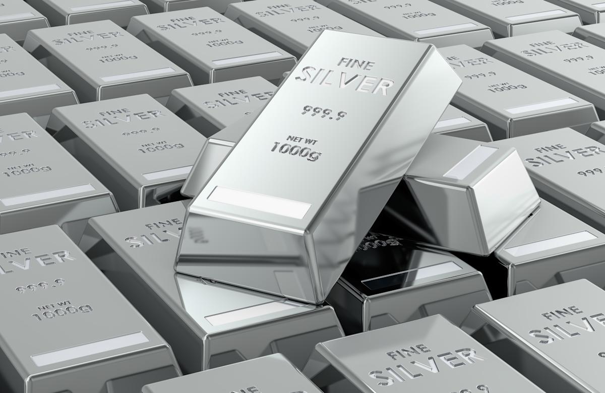 Gold, silver track their best year since 1970s as volatility grips trade Gold, silver track their best year since 1970s as volatility grips trade